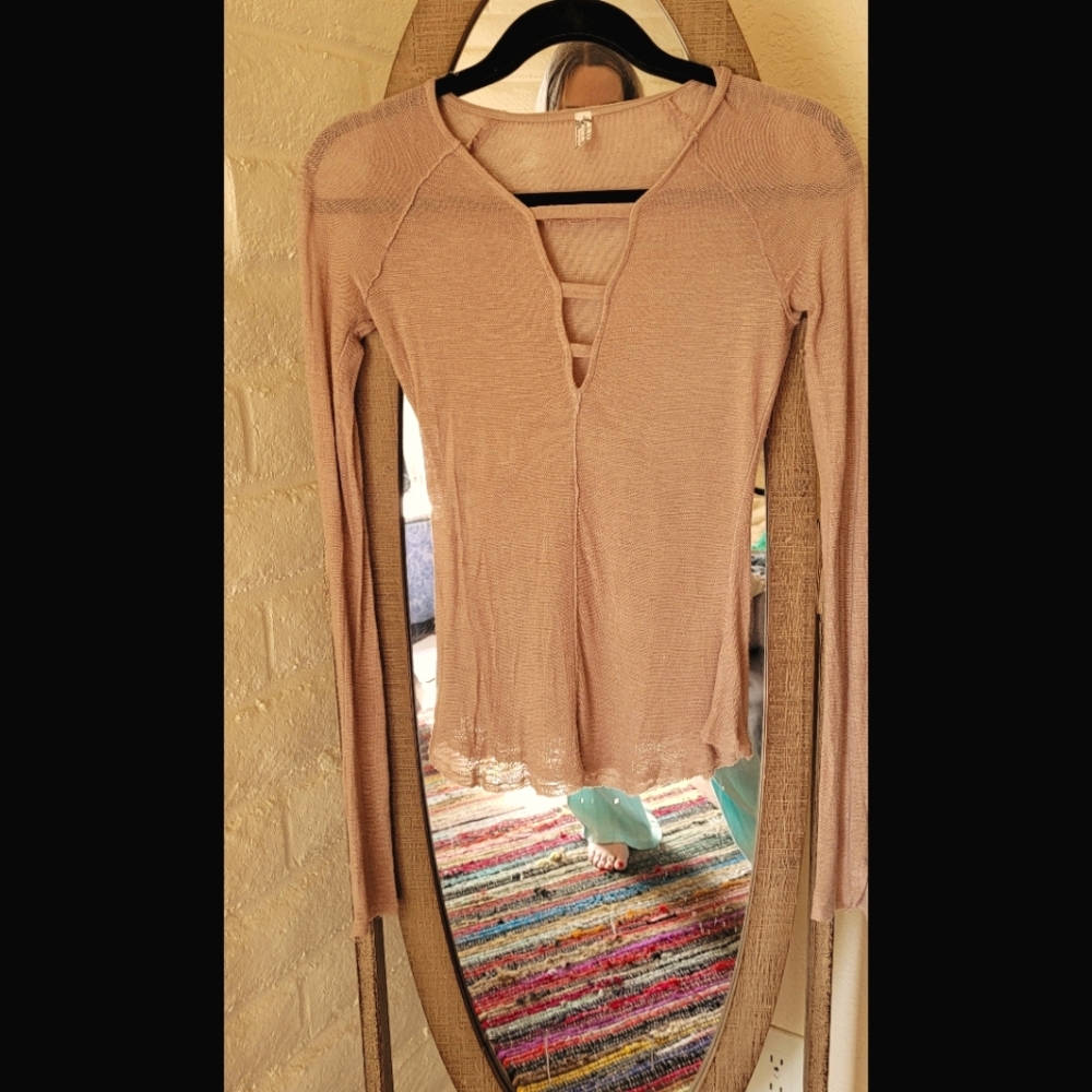 Free People taupe V-neck
